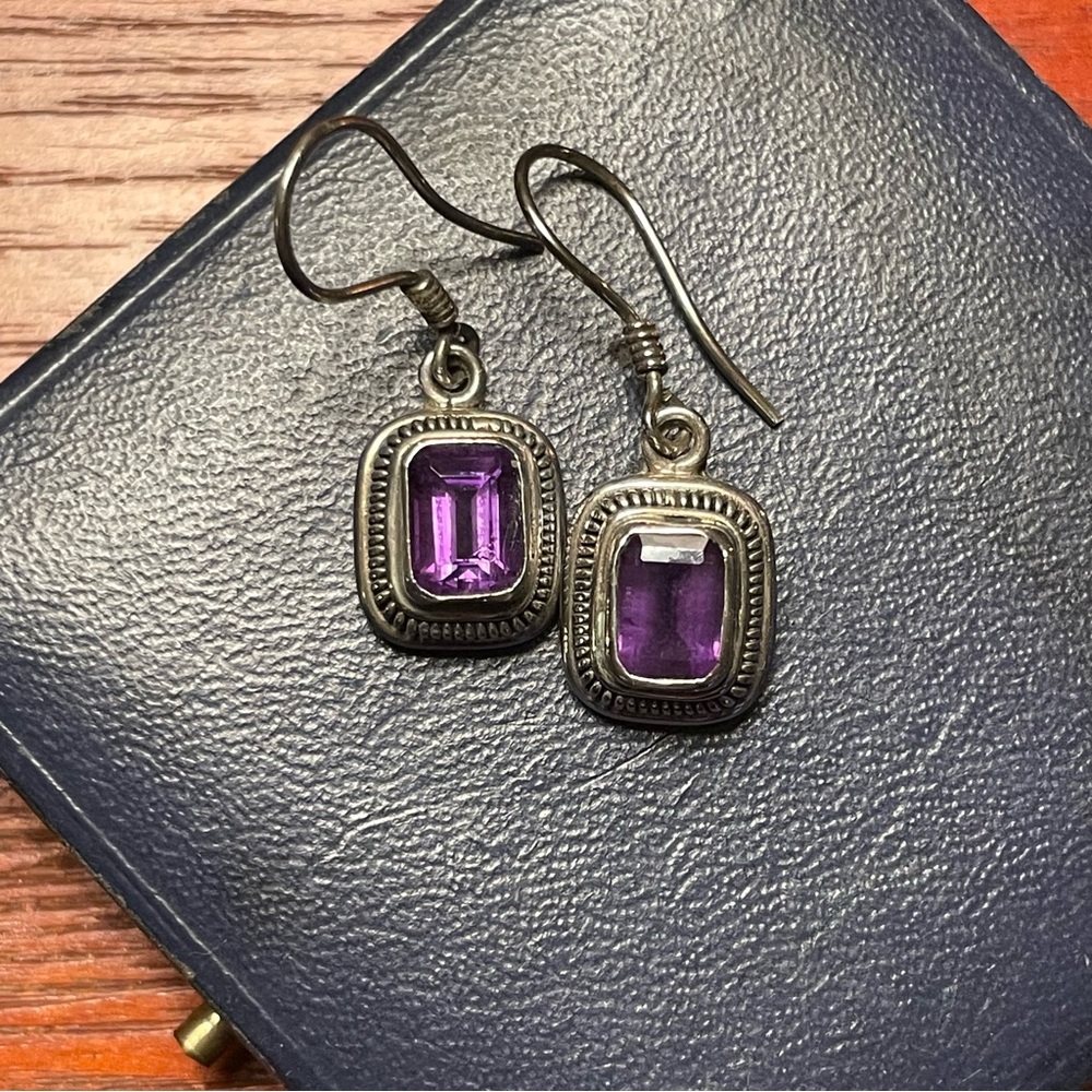 Elegant Purple 925 Sterling Silver Earrings - Picture 2 of 7